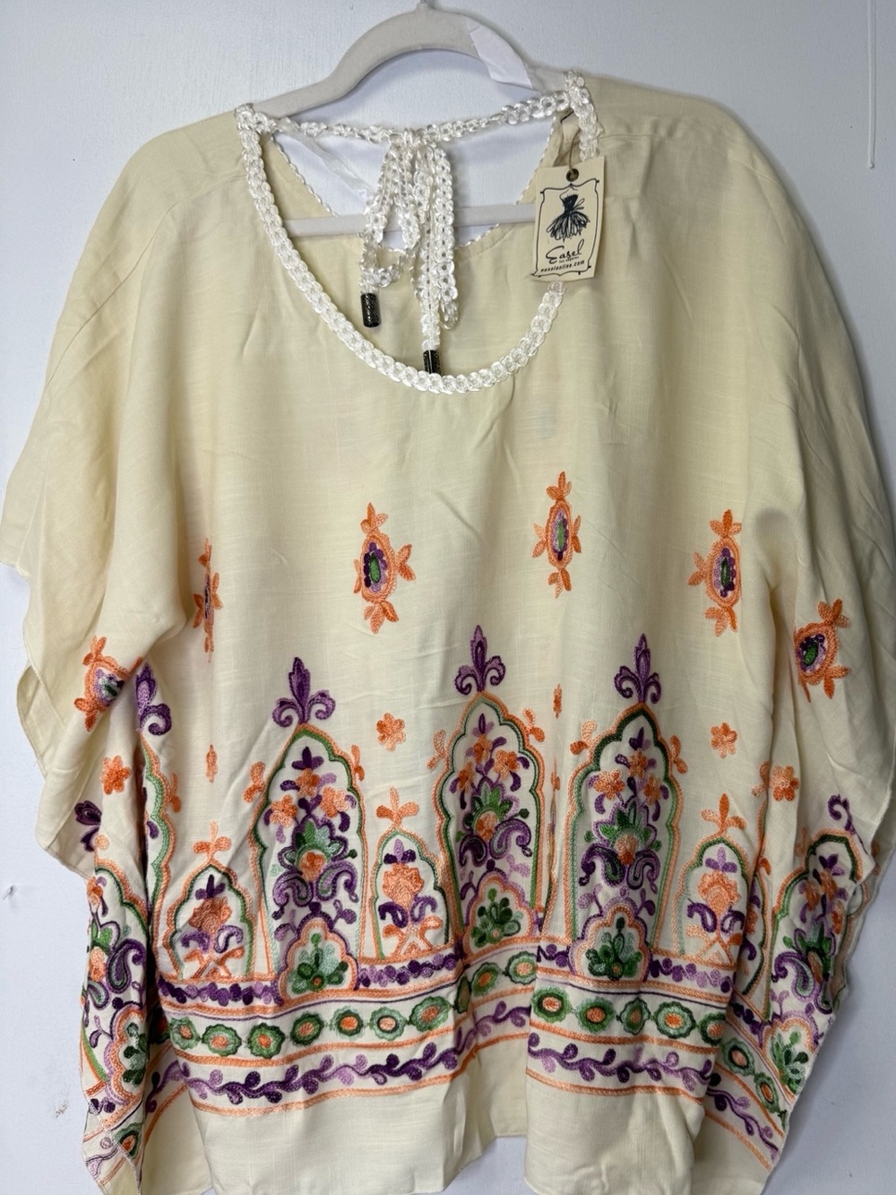 NWT Easel Ivory Embroidered Rayon Poncho Tunic Top Small Boho